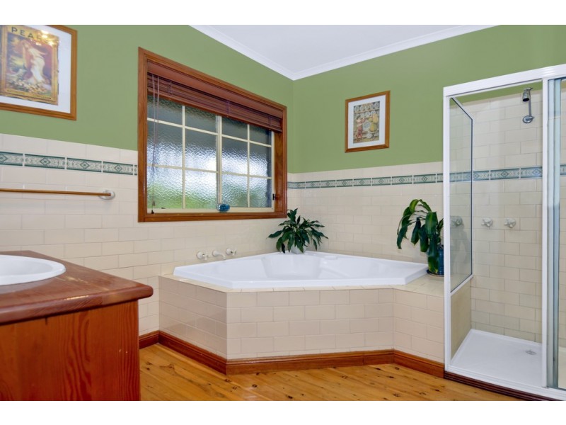 1395 Dohertys Road, Mount Cottrell VIC 3024