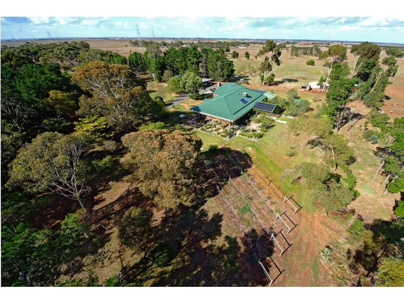 1395 Dohertys Road, Werribee VIC 3030