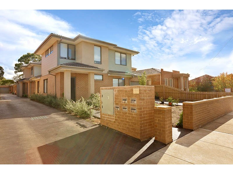 2/51 Surrey Street, Pascoe Vale VIC 3044