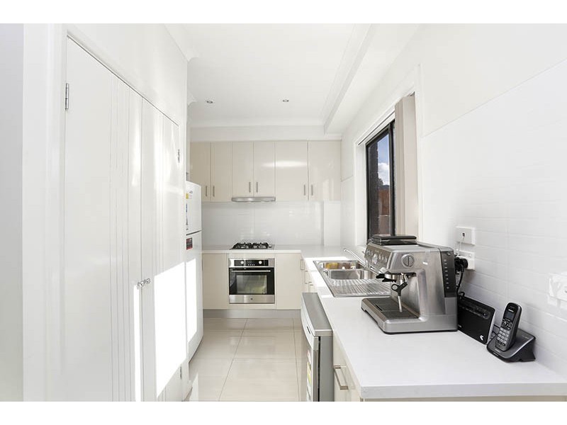 2/51 Surrey Street, Pascoe Vale VIC 3044