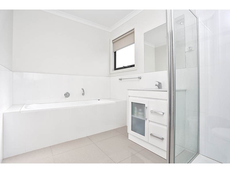 2/51 Surrey Street, Pascoe Vale VIC 3044
