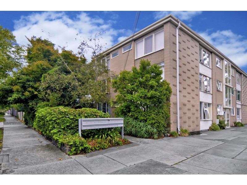 4/10 Station Street, Fairfield VIC 3078