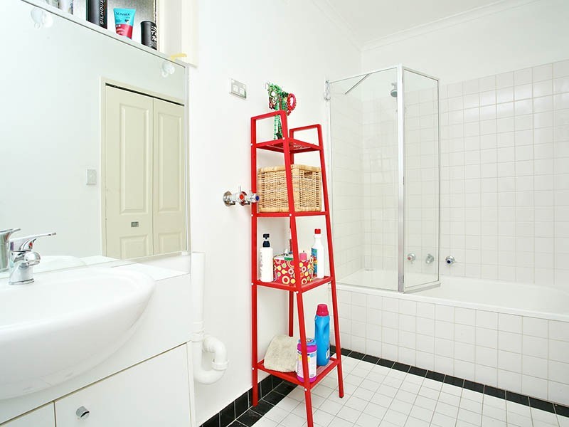 6/26 Irvine Crescent, Brunswick VIC 3056