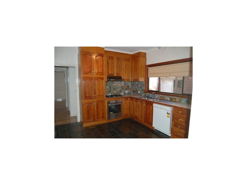 124 Mackie Road, Bentleigh East VIC 3165