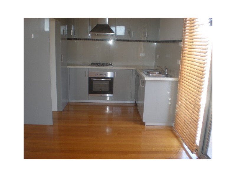 4/28 Kendall Street, Coburg VIC 3058