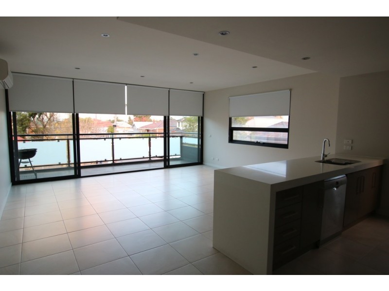 2/185 Albion Street, Brunswick VIC 3056