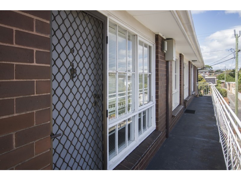 9/3 Guthrie Street, Brunswick West VIC 3055