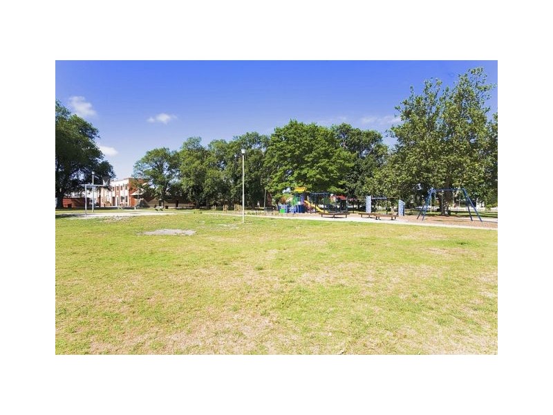 2/46 Heller Street, Brunswick VIC 3056