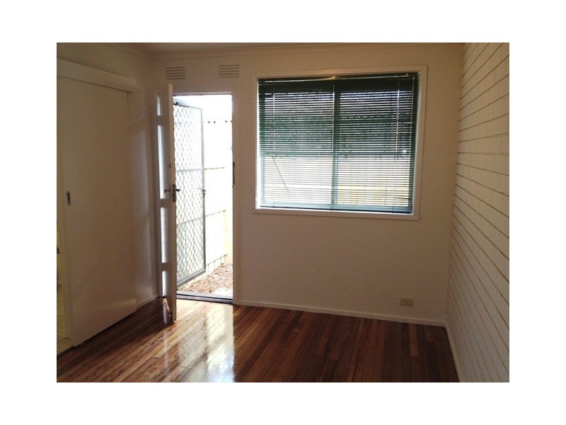 2/4 St. Bernards Road, Alphington VIC 3078