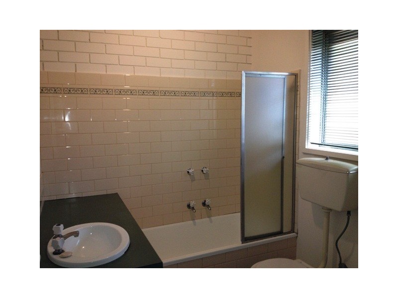 2/4 St. Bernards Road, Alphington VIC 3078