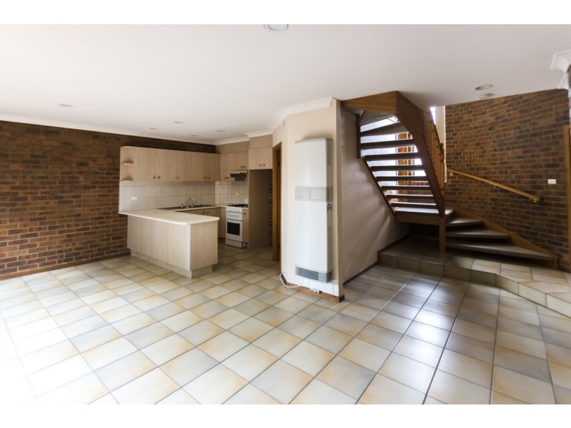 4/36 The Grove, Coburg VIC 3058