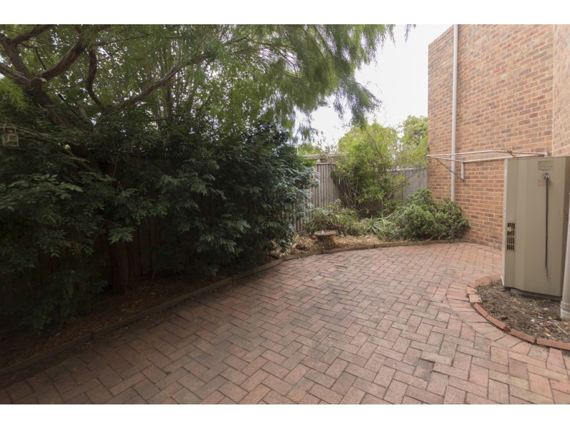 4/36 The Grove, Coburg VIC 3058