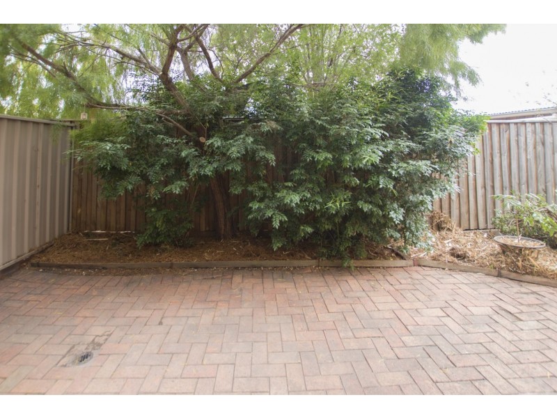 4/36 The Grove, Coburg VIC 3058