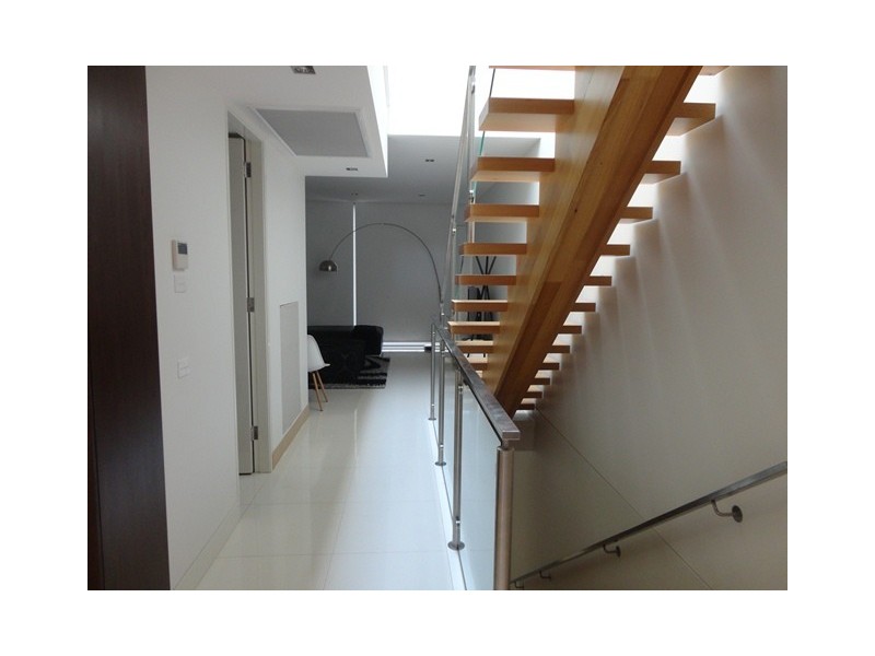 22 Dorrit Street, Carlton VIC 3053