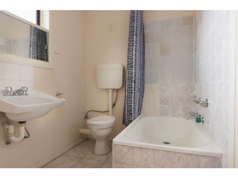 6/32 Irvine Crescent, Brunswick West VIC 3055