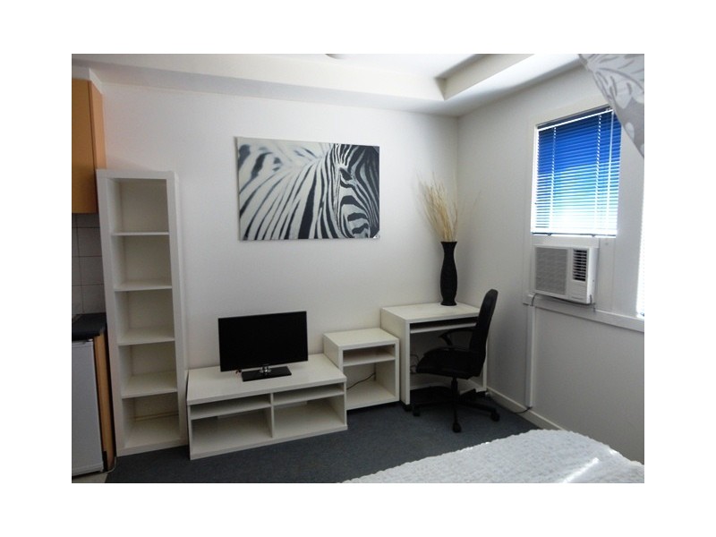 27/117 Bouverie Street, Carlton VIC 3053