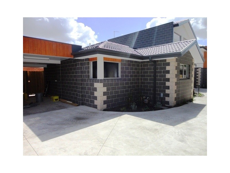 3/15 Maude Avenue, Glenroy VIC 3046