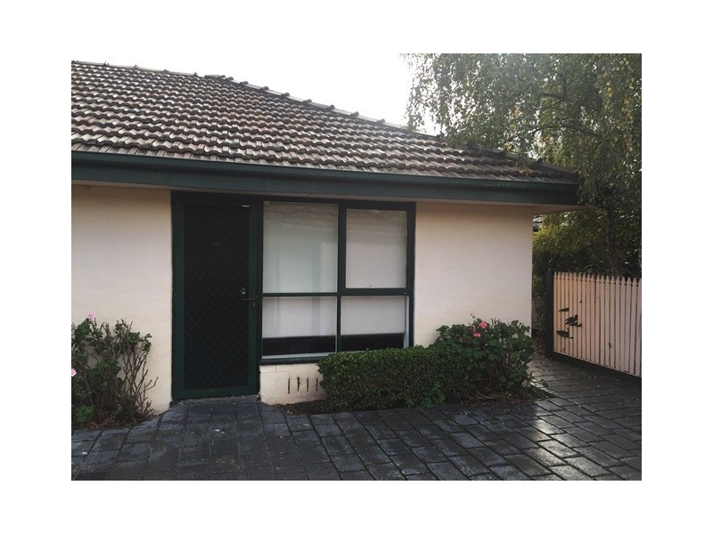 10/104 Tinning Street, Brunswick VIC 3056