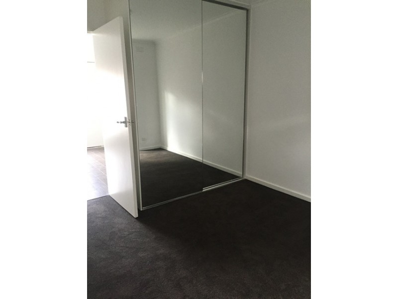 10/104 Tinning Street, Brunswick VIC 3056