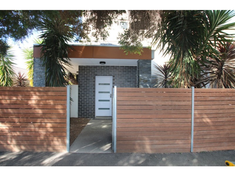 1/6 Inverness Street, Brunswick VIC 3056
