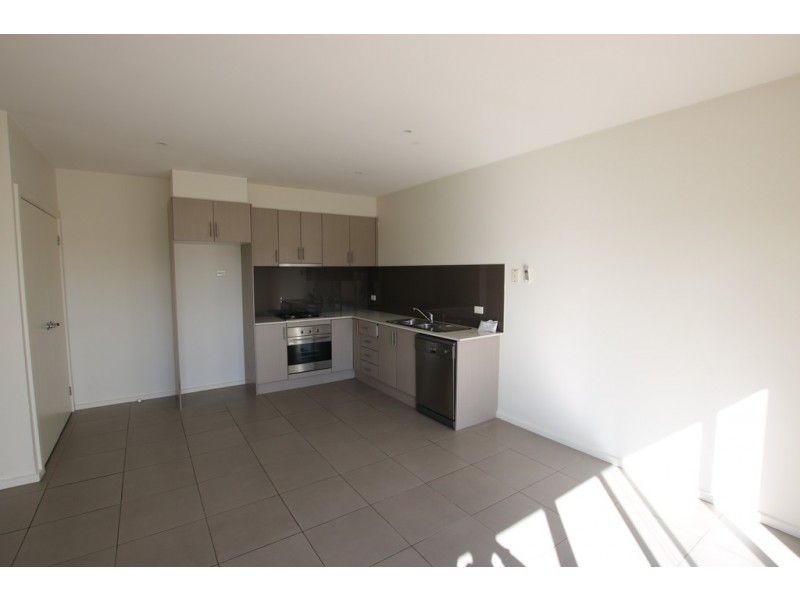 1/6 Inverness Street, Brunswick VIC 3056