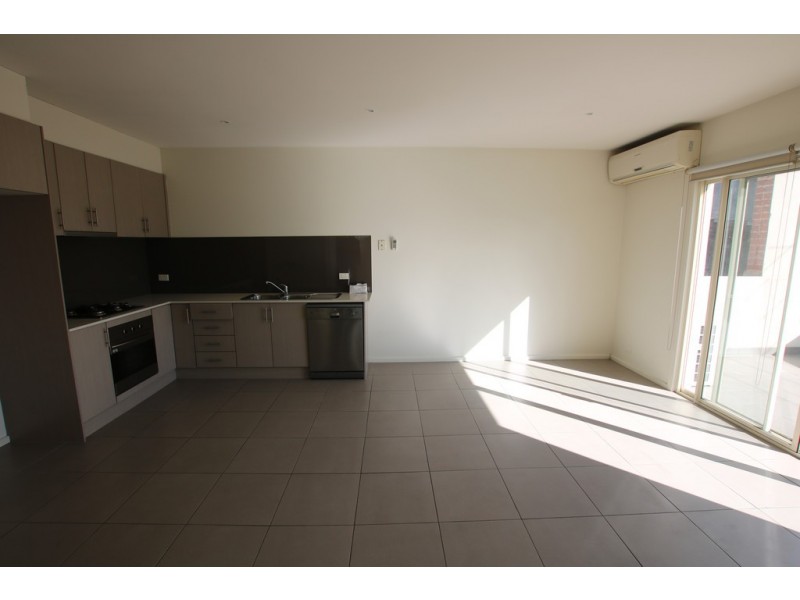 1/6 Inverness Street, Brunswick VIC 3056