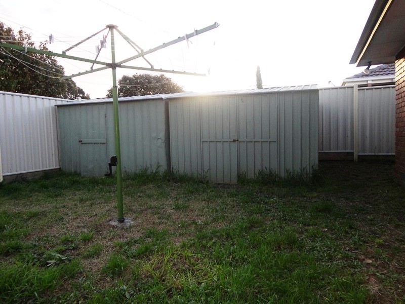16 Licence Street, Diggers Rest VIC 3427