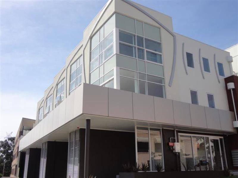1/7-9 Bell Street, Coburg VIC 3058