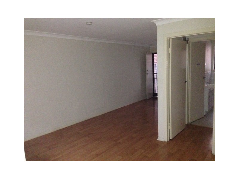 4/32 Irvine Crescent, Brunswick West VIC 3055