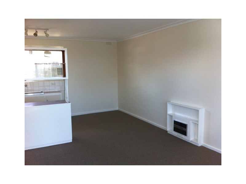 9/3 Guthrie Street, Brunswick West VIC 3055