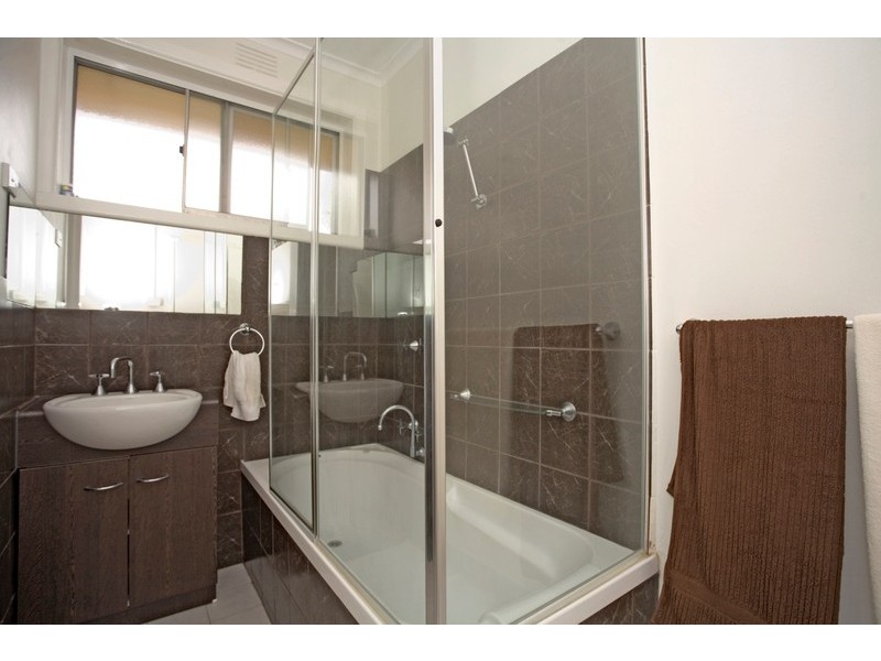 11/12-14 Surrey Street, Pascoe Vale VIC 3044