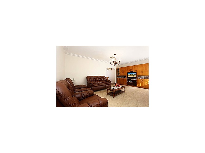 31 Morell Street, Glenroy VIC 3046