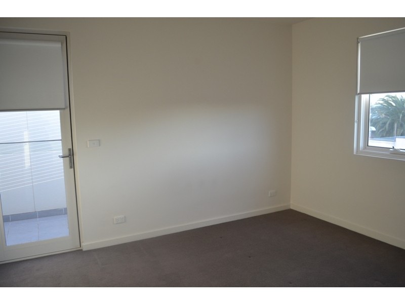 4/7-9 Bell Street, Coburg VIC 3058