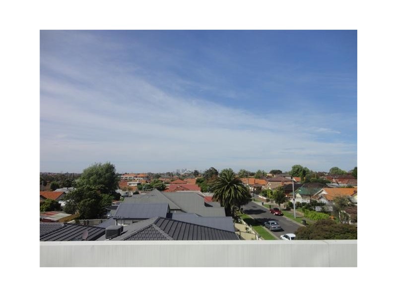 4/7-9 Bell Street, Coburg VIC 3058