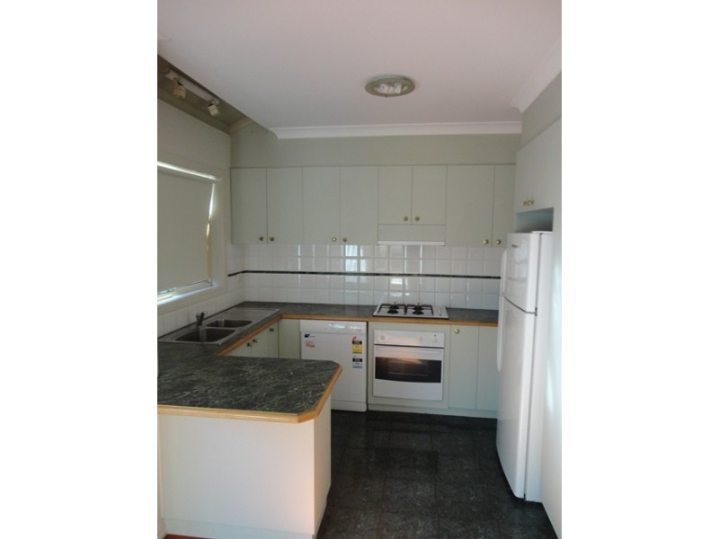 2/142 Derby Street, Pascoe Vale VIC 3044