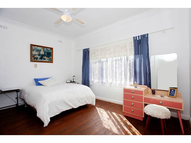 19 Kingsford Avenue, Coburg North VIC 3058