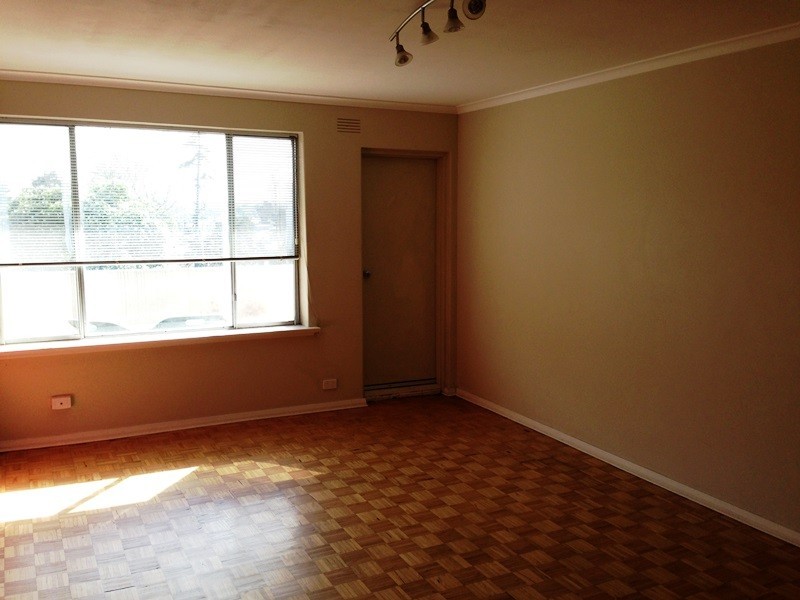 8/11 Nicholson Street, Footscray VIC 3011