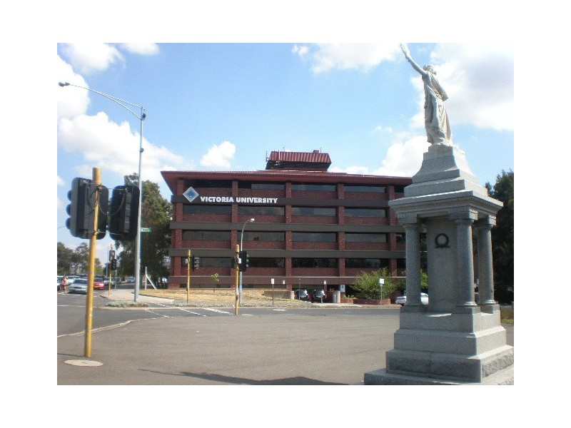 8/11 Nicholson Street, Footscray VIC 3011