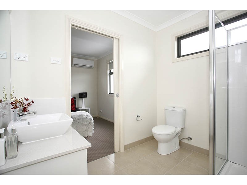 1-4/17 Hilda Street, Glenroy VIC 3046