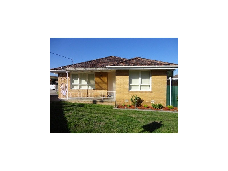 1/7 Passfield Street, Brunswick West VIC 3055