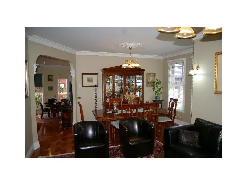 18 Carson Street, Kew VIC 3101