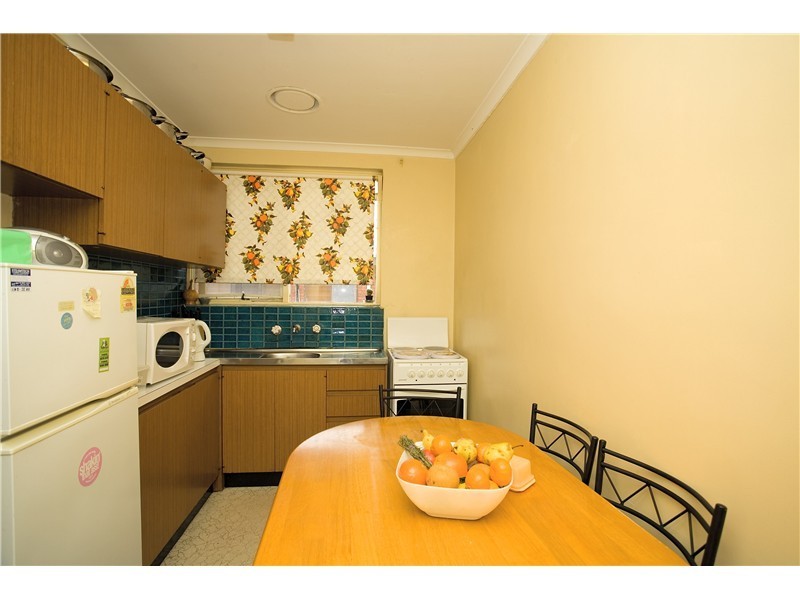 2/614 Moreland Road, Brunswick West VIC 3055