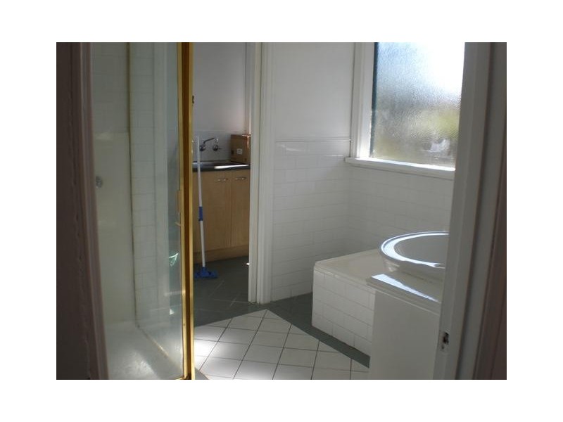 8 Main Street, Coburg VIC 3058