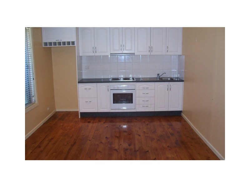 4/42 Fredrick Street, Fawkner VIC 3060