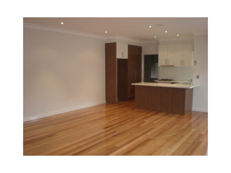 13a Quick Street, Pascoe Vale VIC 3044