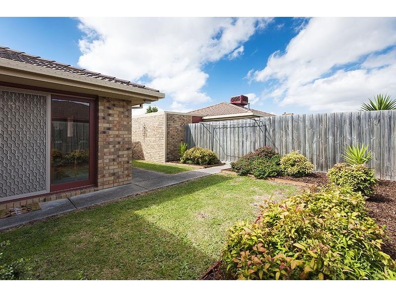 1 Ribbon Court, Mill Park VIC 3082