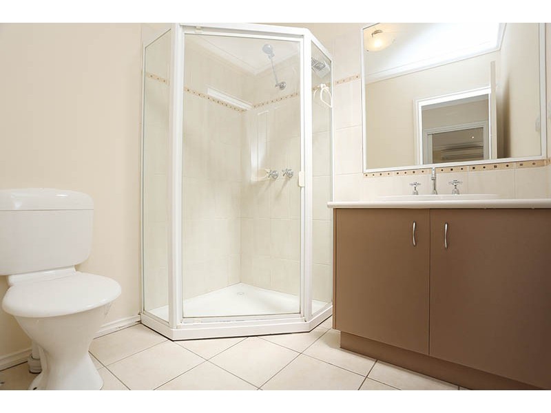 2/12 Wyuna Street, Fawkner VIC 3060