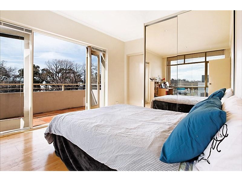 313/445 Royal Parade, Parkville VIC 3052