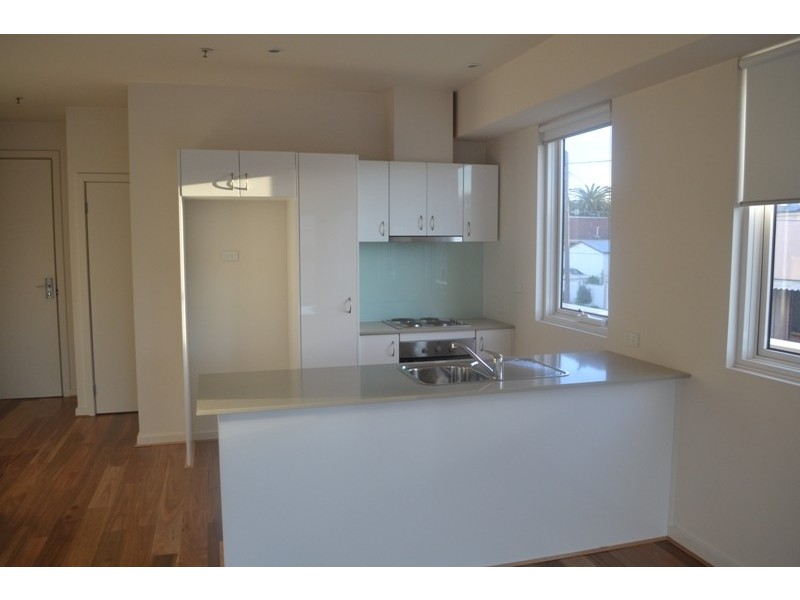 4/7-9 Bell Street, Coburg VIC 3058