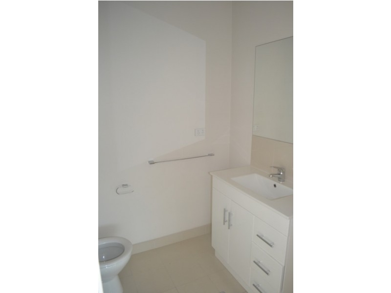 4/7-9 Bell Street, Coburg VIC 3058